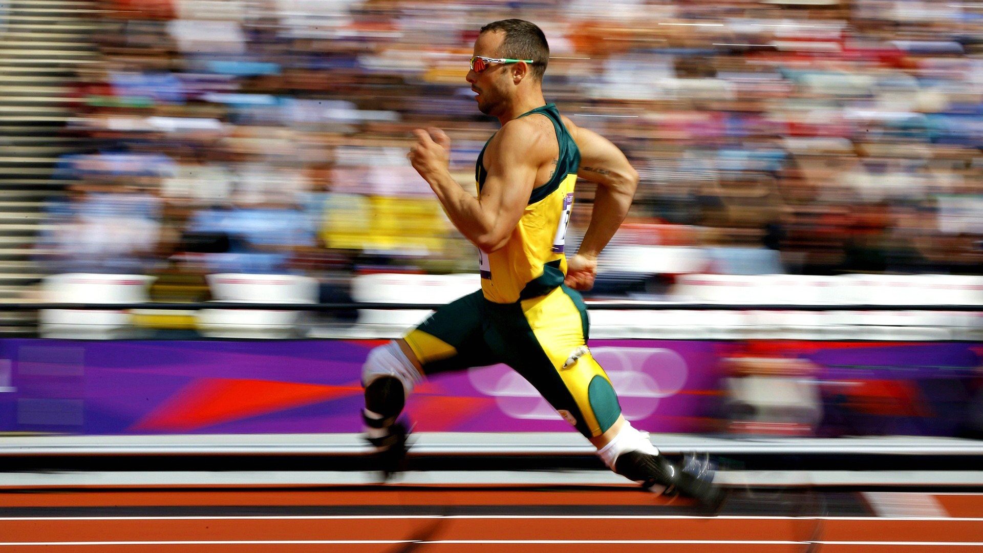 马克·阿特金森：凭借出色的速度，南非队成功突破对方防线，阿特马里克